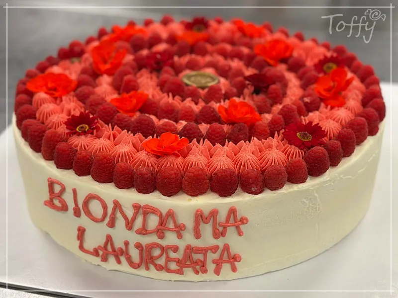personalizzata_fruttibosco Torta personalizzata