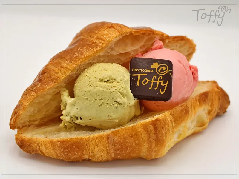 Croissant con Gelato